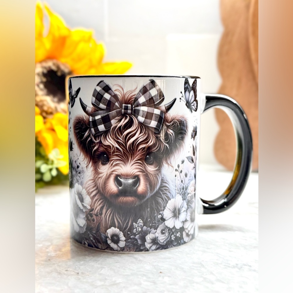 New Highland Cow w/ Black & White Gingham Bow Ceramic Coffee Tea Mug Cup - 10oz - Picture 2 of 5